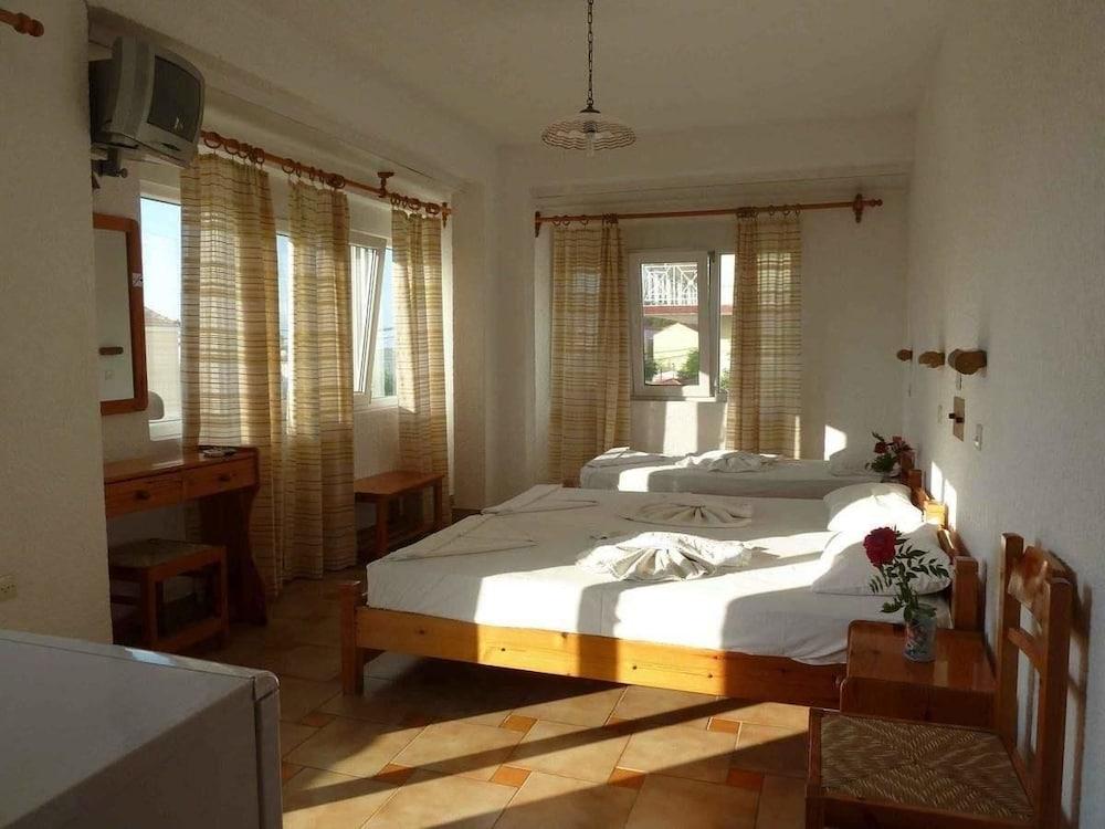 Rania Beach Iréo Kültér fotó